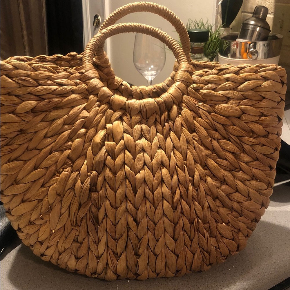 Large NWT Natural Woven Tote Bag